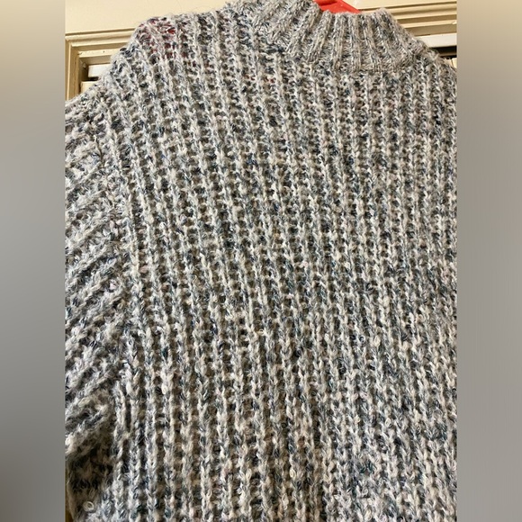 A New Day Tunic Sweater Size Small - Picture 3 of 6